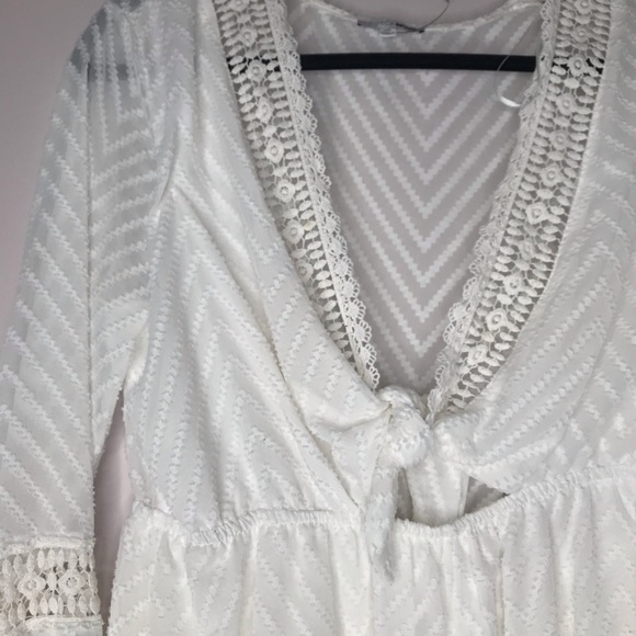 Fashion Nova White Chiffon Jumper - Picture 3 of 3